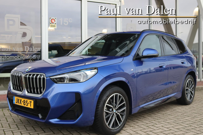 BMW X1 (u11) 1.8i SDRIVE AUTOMAAT M-SPORT SHADOW LINE Navi | Cruise | Camera | Sfeerverl. | Keyless | Led | 18 Inch LM |