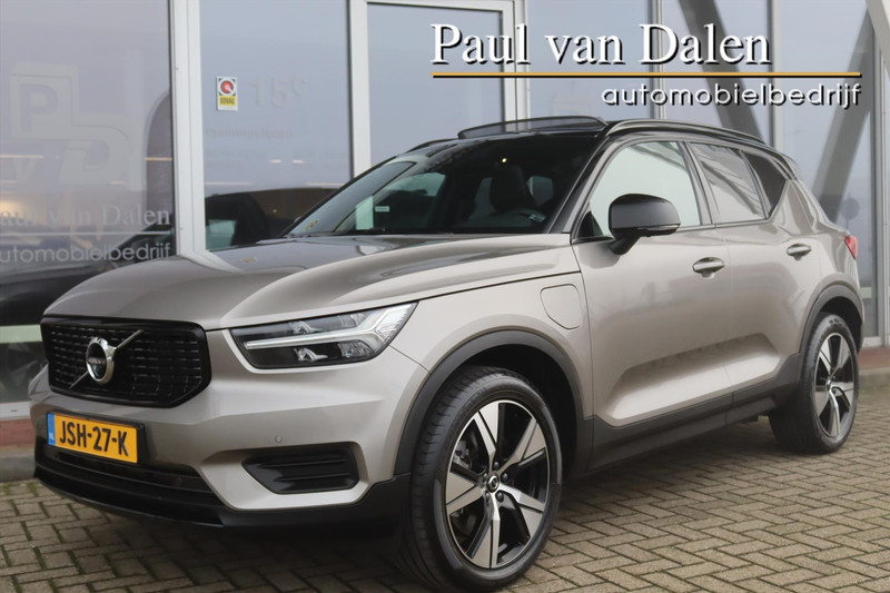 Volvo XC40 1.5 T5 262PK RECHARGE R-DESIGN Navi | Panodak | Leer | Memory | 360 Camera | Harman Kardon | Winter Pack | 19 Inch Lm |