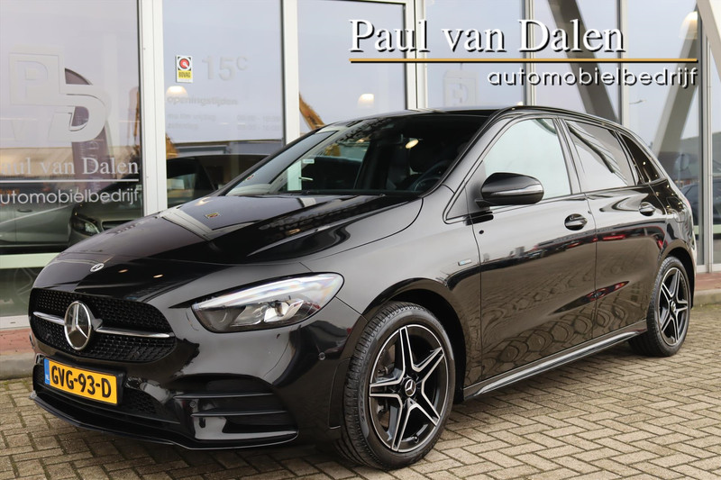 Mercedes-Benz B-Klasse B250e 218PK AUTOMAAT AMG STYLING NIGHT | Navi | Camera | Adapt.Cruise | Sfeerverl. | Led | Electr.Klep |
