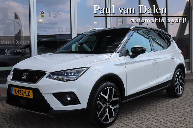 SEAT Arona 1.0TSI FR BUSINESS INTENS PLUS Trekhaak | Navi | Adapt.Cruise | Virtual Cockp. | Camera | Keyless | 18 Inch Lm |