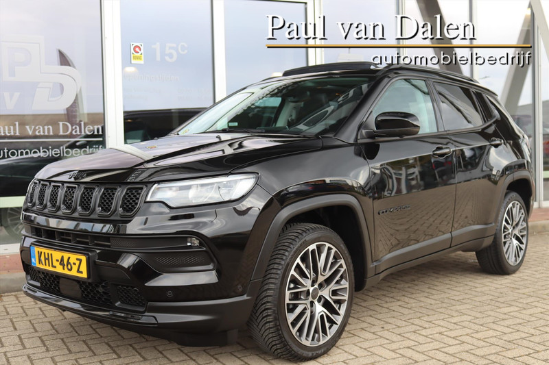Jeep Compass 1.5 e-HYBRID AUTOMAAT LIMITED BLACK Panodak | Navi | 360 Camera | Keyless | Clima | Adapt.Cruise | Electr.Klep | Carplay/Android