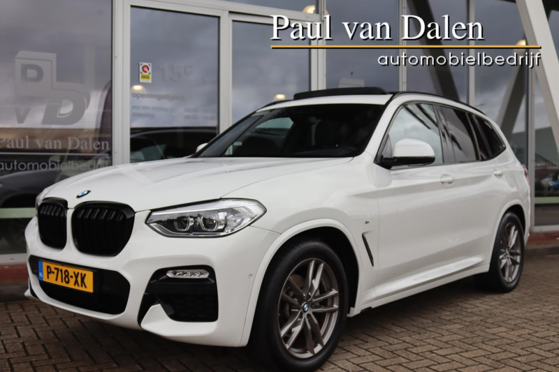 BMW X3 (g01) XDRIVE20i 184PK M-SPORT SHADOW LINE Panodak | Navi | Head Up | Harman Kardon | Camera | Memory | Comfort Acces | Stoelverw