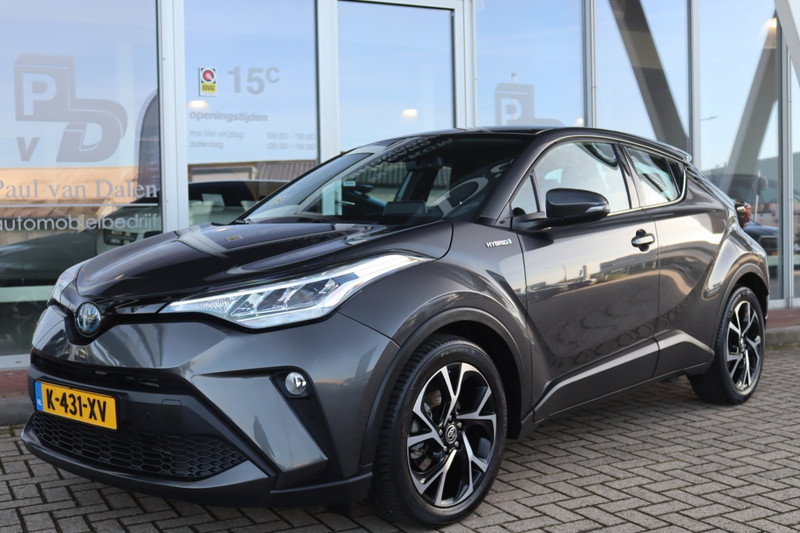 Toyota C-HR 1.8 HYBRID 122PK AUTOMAAT DYNAMIC Trekhaak | Navi | Camera | Adapt.Cruise | Pdc | Keyless | Carplay/Android | 18 Inch Lm |